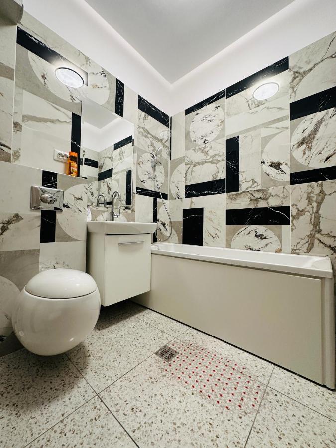 Luxury Studios Iasi Exterior photo