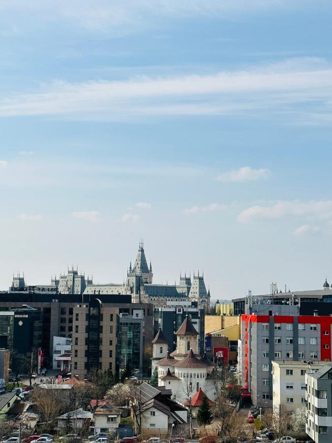 Luxury Studios Iasi Exterior photo
